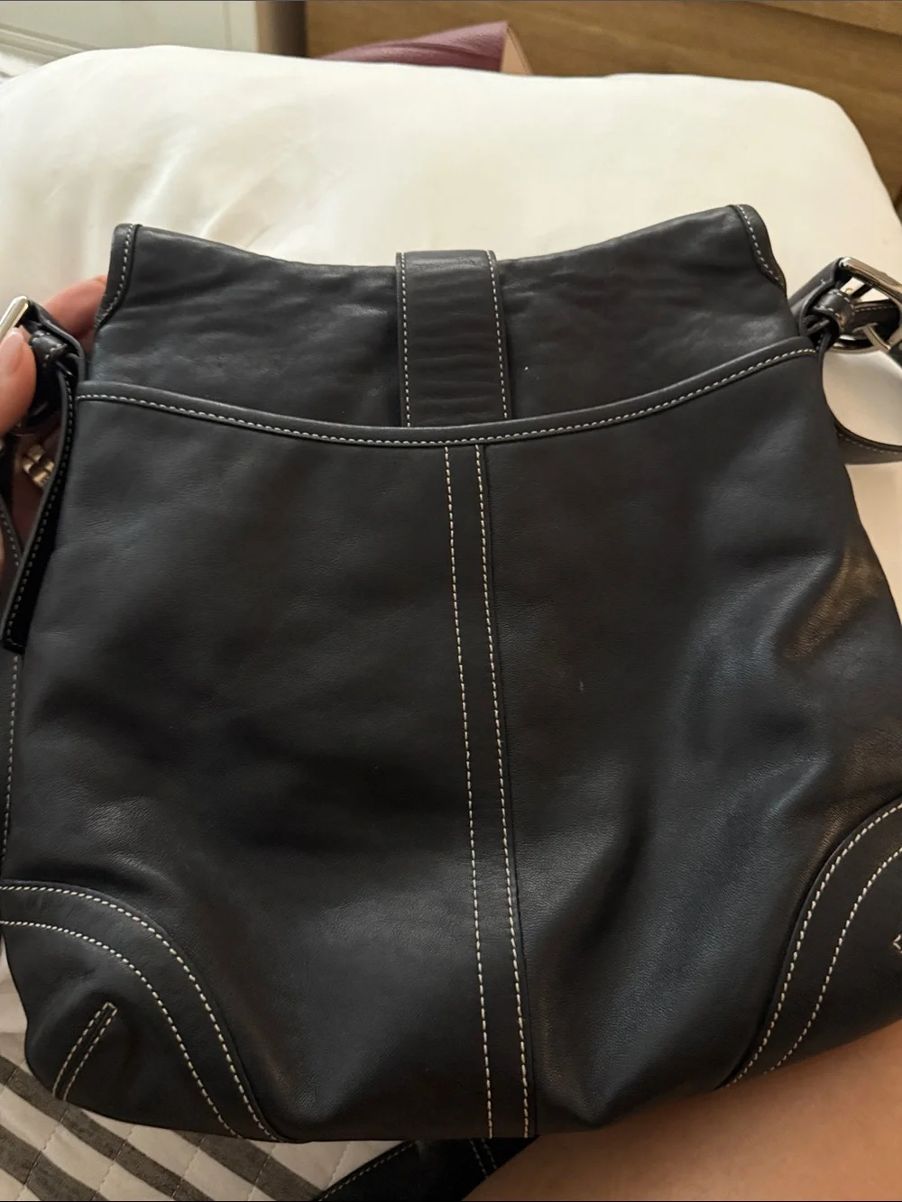 COACH ViNTAGE 2004 Black SOHoLeather crossbody buckle flat hobo bag N D04S-9480 - Picture 8 of 9